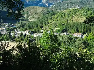 A general view of the village of Saint-Vincent-sur-Jabron