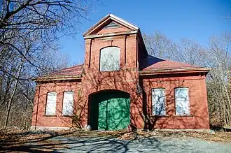 Carriage house (2024)