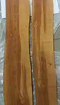 Color and grain of peach wood