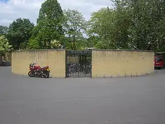 The college's Grade I listed bike shed[72]