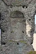 Detail of the interior Western wall's semi-dome niche.