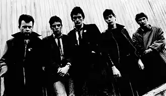 Sheppard (middle) with the Cortinas in 1977