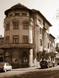 Toboc building.