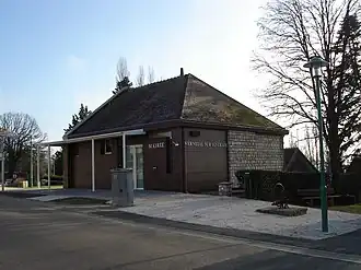 The town hall in Verneuil-sur-Igneraie