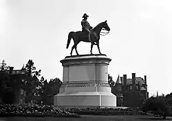 Scott Statue