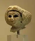 Woman. Ishtar temple at Mari (between 2500&nbsp;BCE and 2400&nbsp;BCE), Louvre AO 17563