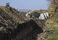 Arseniy Yatsenyuk, Prime Minister of Ukraine, visits the beginning of the construction of the Russia-Ukraine barrier.